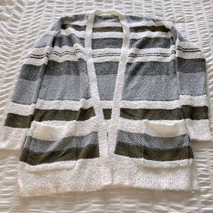 NWOT: Pink Clover Cardigan - Small